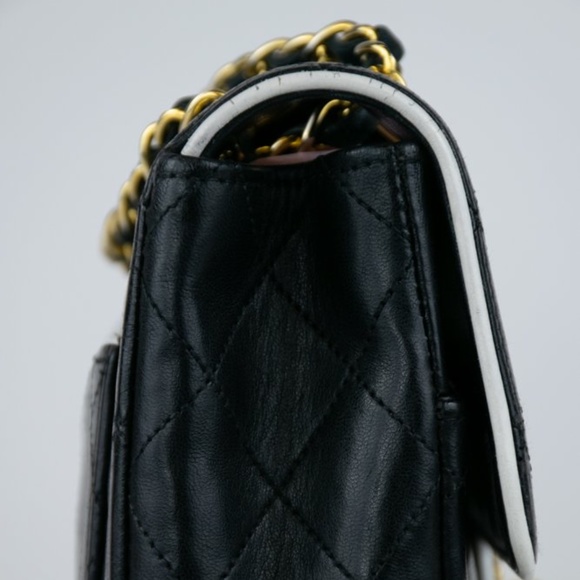 SOLD Chanel Vintage Single Flap Bag - Picture 10 of 16